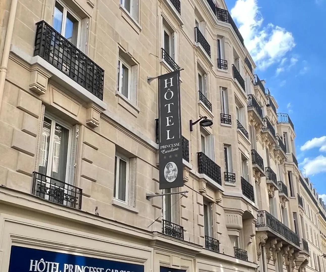 Princesse Caroline Paris Hotel
