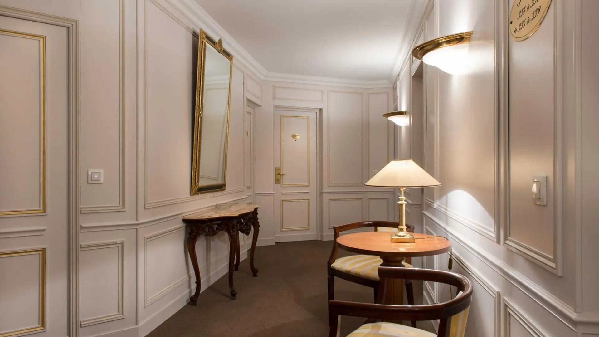 Princesse Caroline Paris Hotel