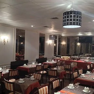 Princesse Caroline Paris Hotel