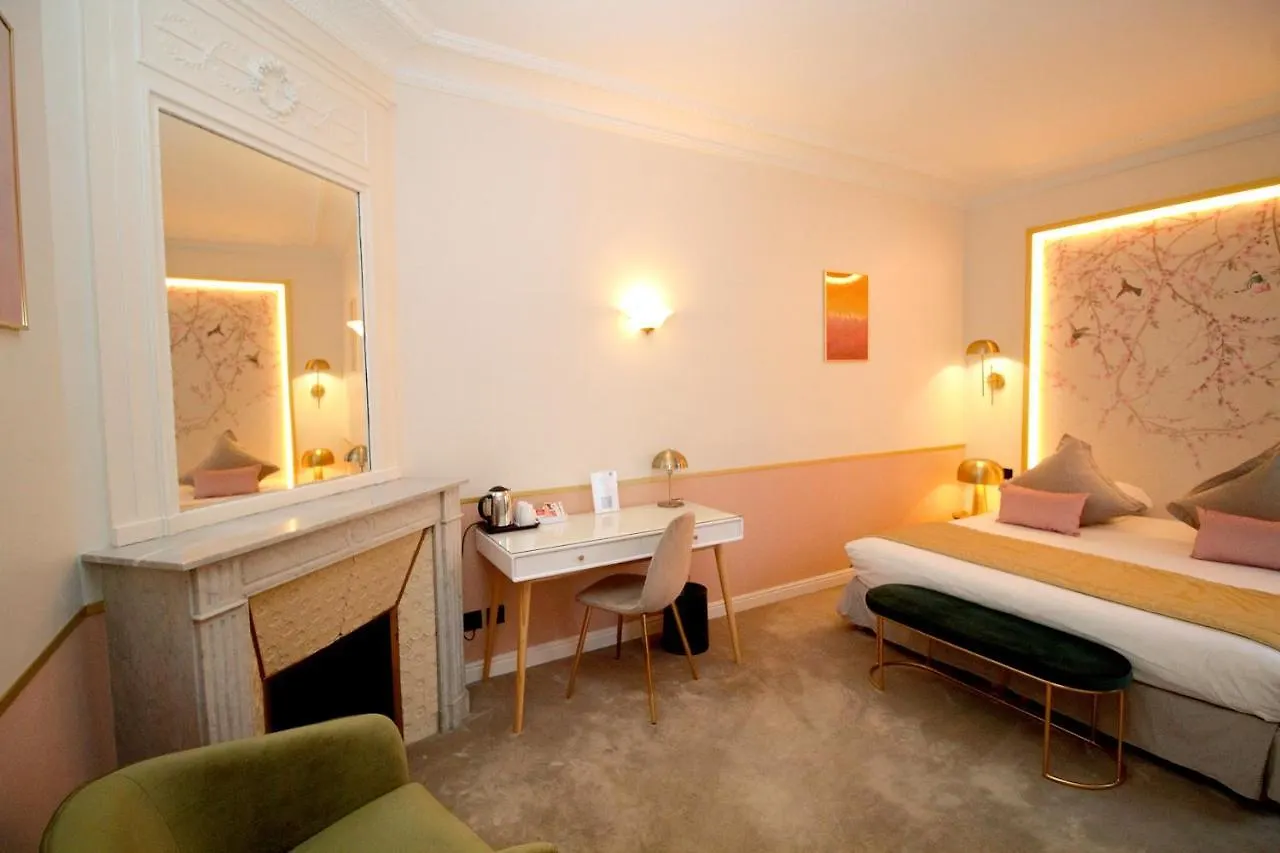 Hotel Princesse Caroline Paris