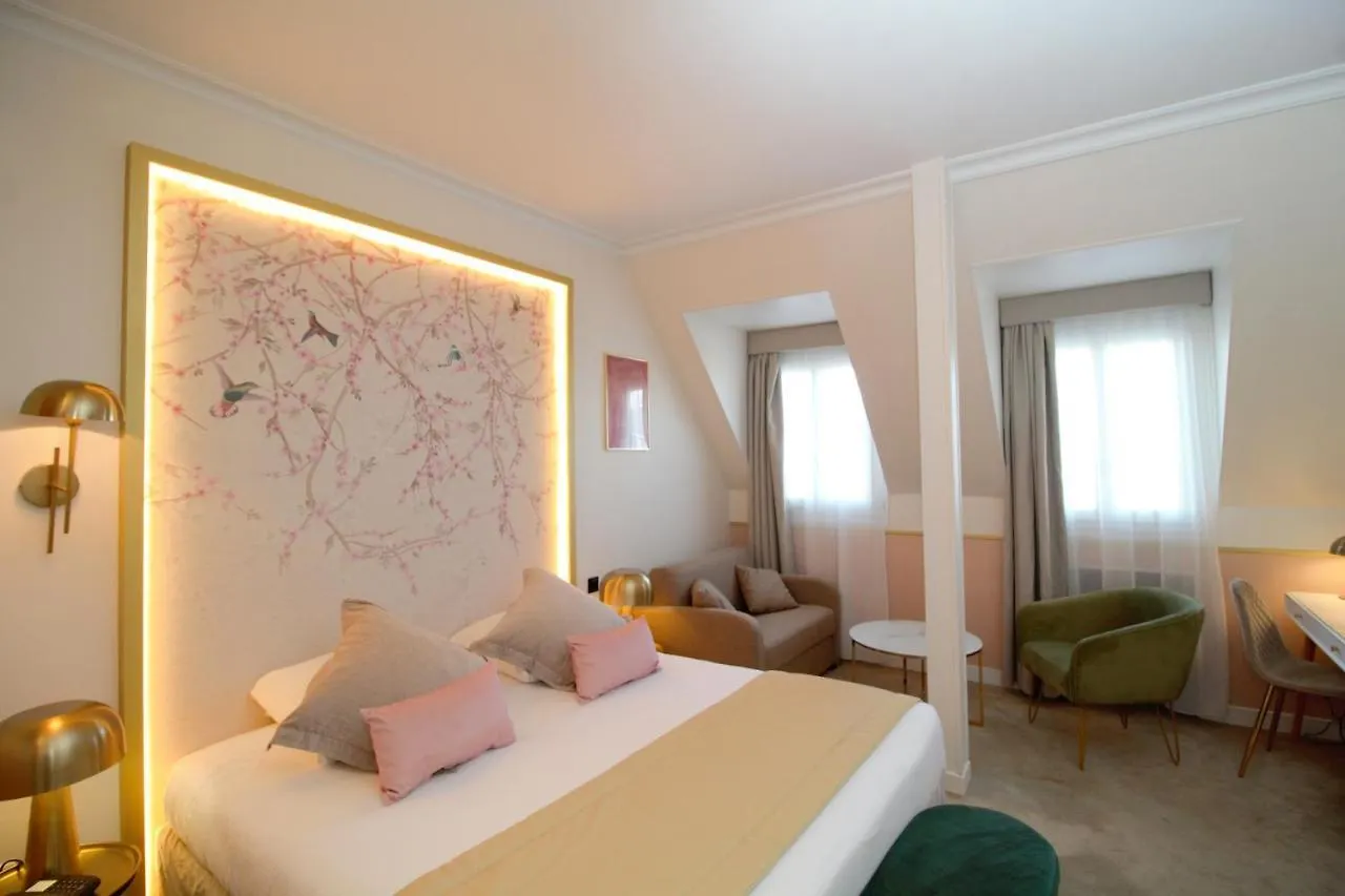 Princesse Caroline Paris Hotel