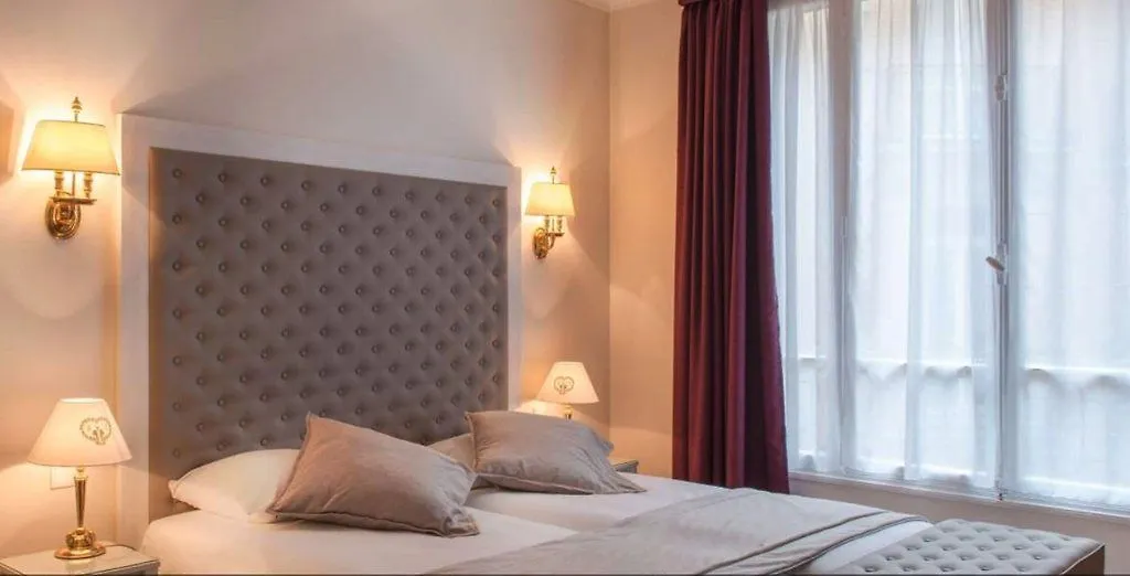 Hotel Princesse Caroline Paris